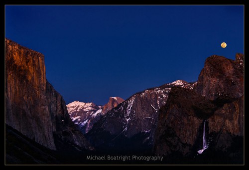 MoonriseOverYosemiteValley_MCB3248_web.jpg