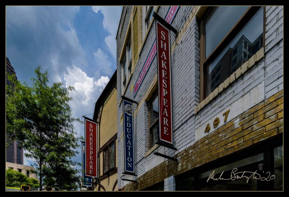 DarkHouses-ShakespeareTavern_MCB7883.jpg