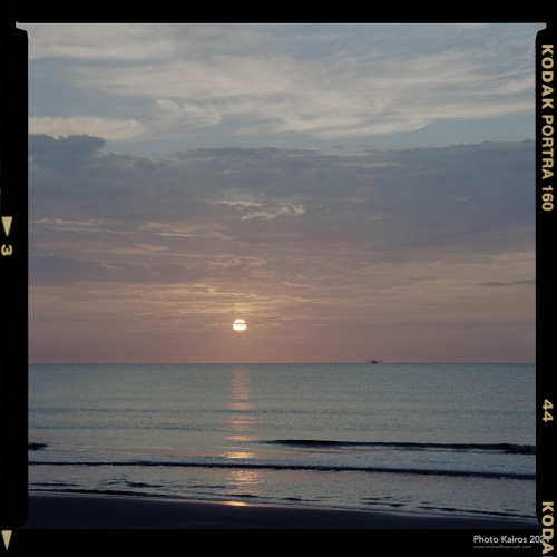 $BEACH-NannygoatBeachSunrise_Sapelo-120-05-03.jpg